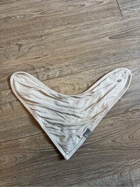 Kyte BABY Cream Bandana Bib